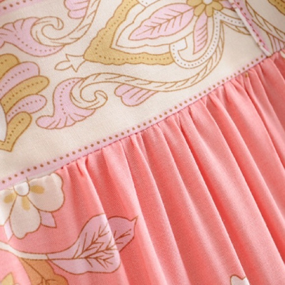 HP🏆🎉Hendrix Gypsy Bohemian Floral Tassel Top - Picture 5 of 7